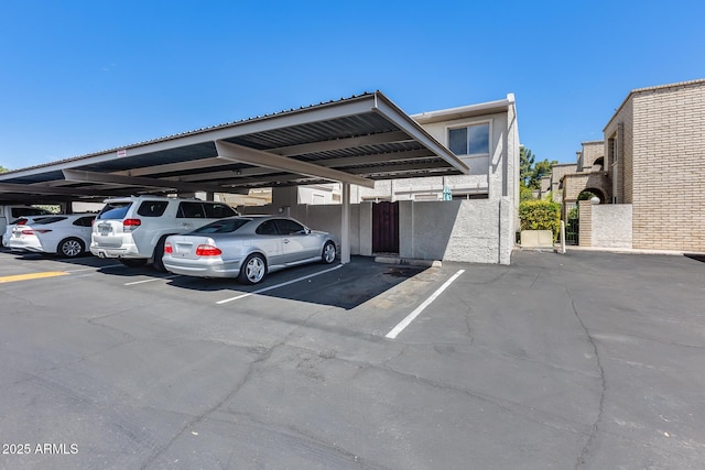 8225 N Central Ave Unit 44, Phoenix, AZ 85020 - covered parking lot with fence