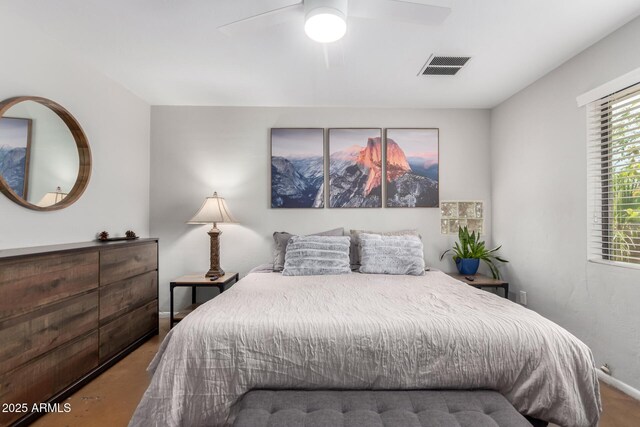 3031 E Avalon Dr, Phoenix, AZ 85016 - bedroom featuring ceiling fan