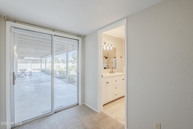 2178 E Golf Ave, Tempe, AZ 85282 - spare room featuring light colored carpet and wet bar