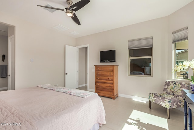 bedroom featuring ceiling fan