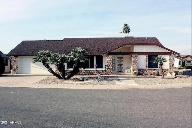 view of front facade featuring a garage