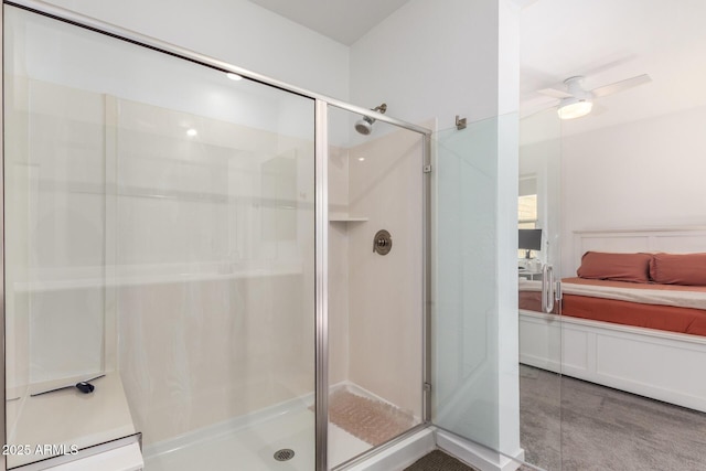 4562 S Park Grove St Unit 101, Gilbert, AZ 85297 - ensuite bathroom featuring a shower stall and a ceiling fan