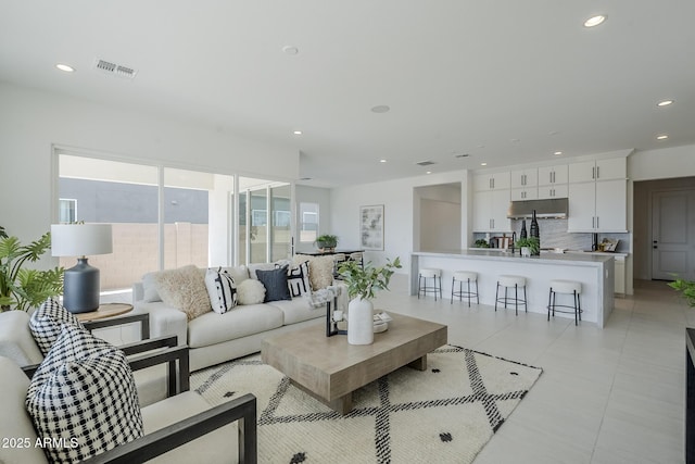 11045 N Hershey St, Surprise, AZ 85388 - living area with recessed lighting