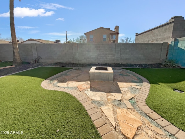 view of yard with a patio