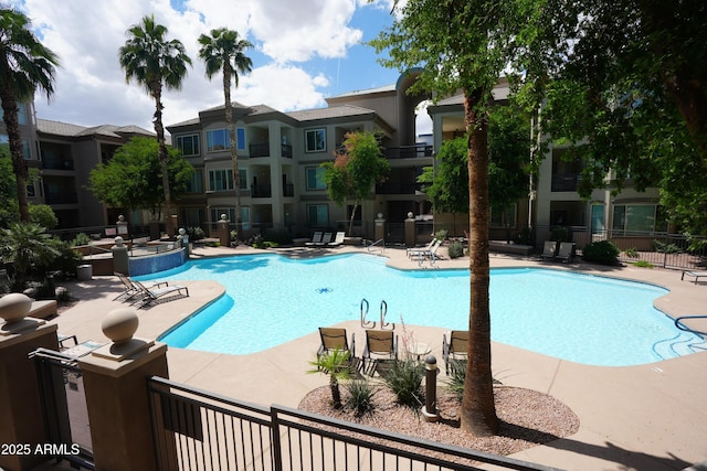 435 W Rio Salado Pkwy Unit 210, Tempe, AZ 85281 - pool with a patio area and fence
