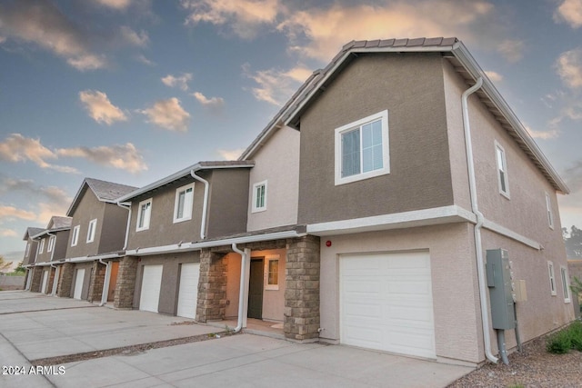 view of front of property featuring a garage