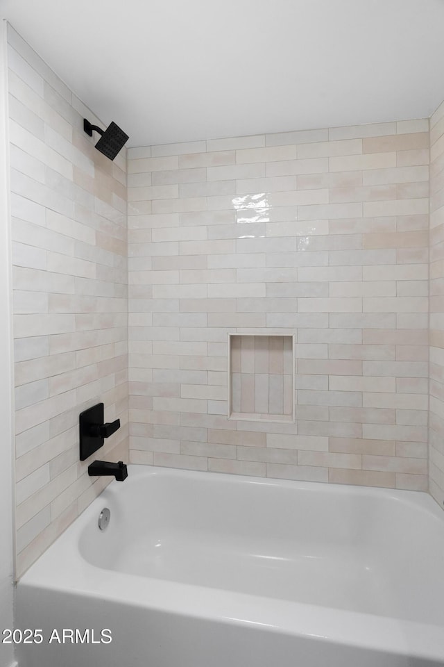 2935 N 68th St Unit 205, Scottsdale, AZ 85251 - full bath featuring shower / bathtub combination