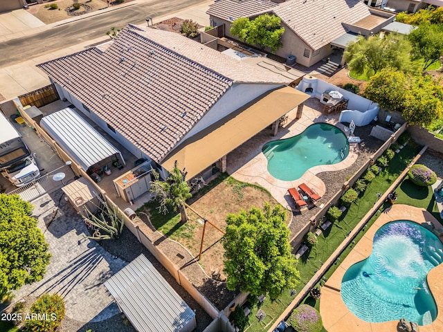 6935 W Monte Lindo St, Glendale, AZ 85310 - bird's eye view of a pool area