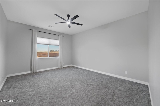 unfurnished room featuring carpet flooring and ceiling fan