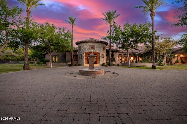 view of mediterranean / spanish-style home