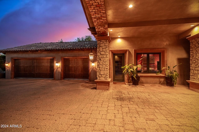 view of front of house featuring a garage