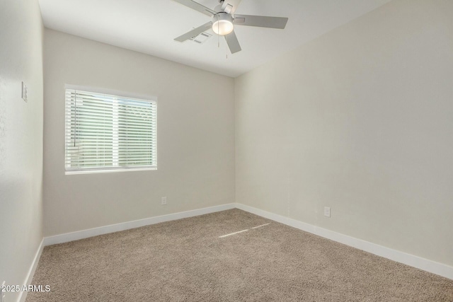 unfurnished room featuring carpet flooring and ceiling fan