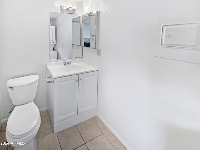 bathroom featuring toilet and baseboards