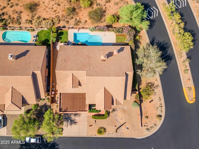 12605 E Kalil Dr, Scottsdale, AZ 85259 - aerial view of property and surrounding area featuring a pool