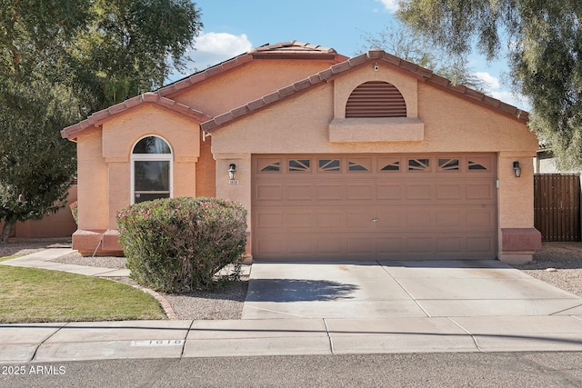 view of front facade with a garage