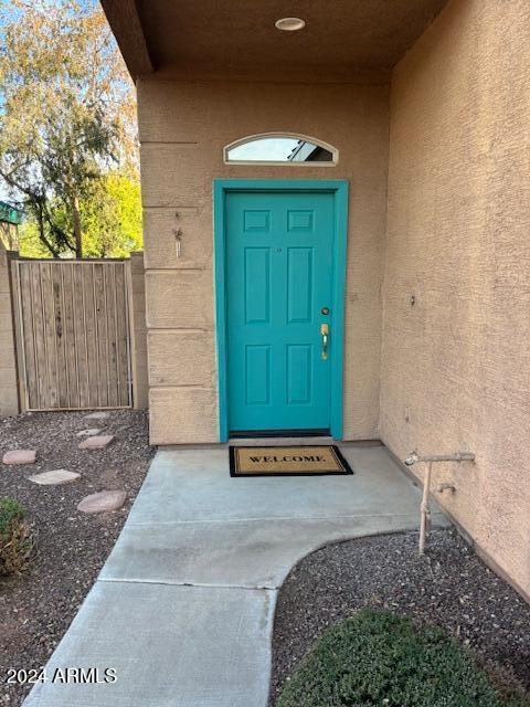 view of entrance to property