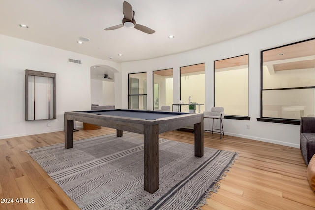 playroom featuring billiards, light hardwood / wood-style floors, and ceiling fan