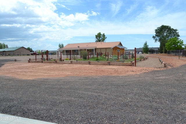 2740 E Walnut Dr, Show Low, AZ 85901 - view of front of property featuring metal roof