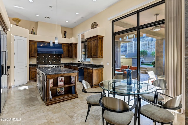 kitchen with a center island with sink, visible vents, dishwasher, extractor fan, and open shelves