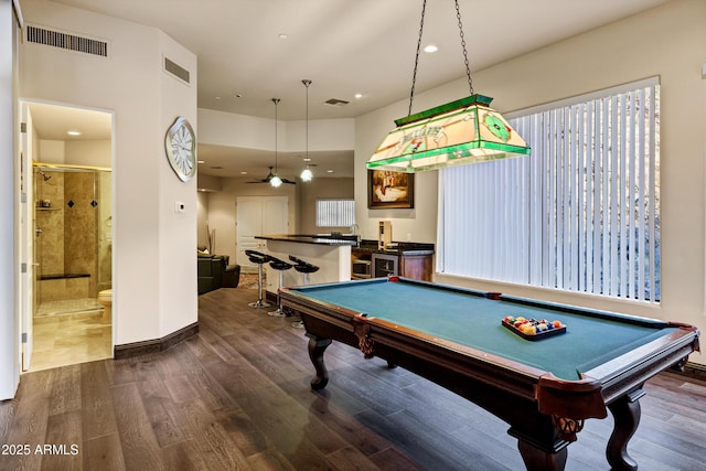 playroom featuring billiards, dark wood finished floors, and visible vents