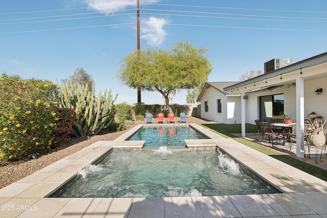 8730 E Montecito Ave, Scottsdale, AZ 85251 - pool with a patio, an in ground hot tub, and central AC unit