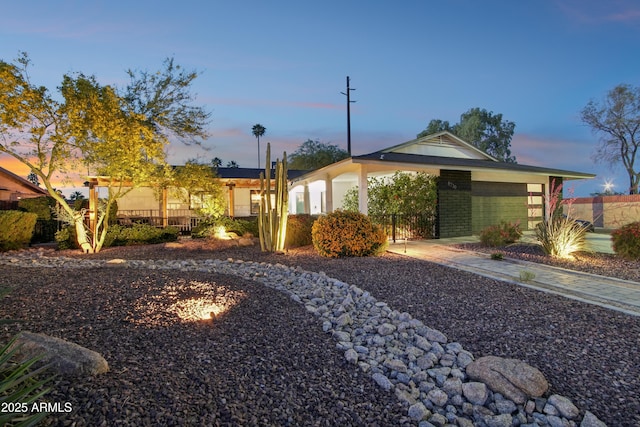 8730 E Montecito Ave, Scottsdale, AZ 85251 - single story home with fence