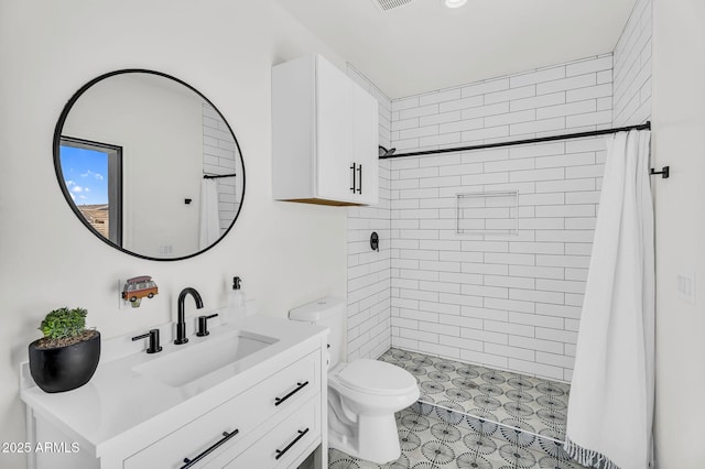 20716 E Pummelos Rd, Queen Creek, AZ 85142 - bathroom featuring vanity and tiled shower
