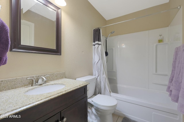 full bathroom featuring shower / tub combo with curtain, vanity, and toilet