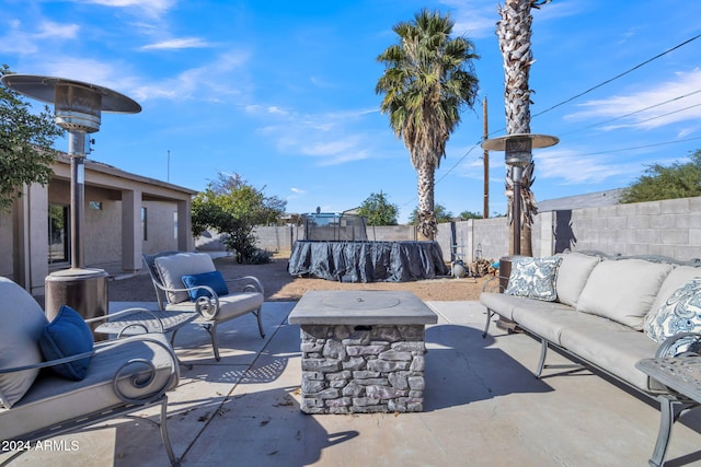 view of patio with outdoor lounge area