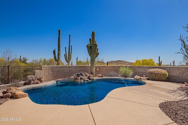 10657 E Cloudview Ave, Gold Canyon, AZ 85118 - view of pool featuring a fenced backyard, a fenced in pool, and a patio
