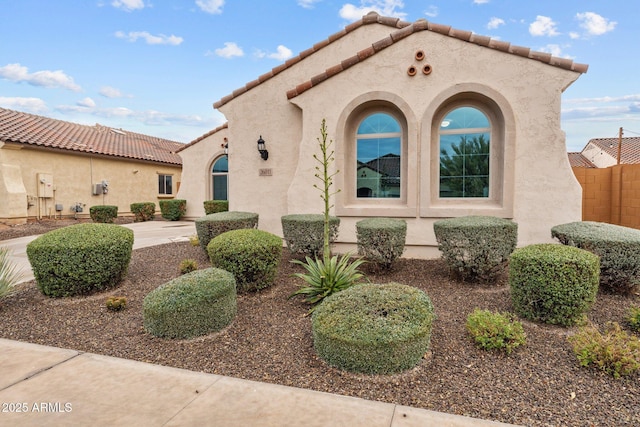 view of mediterranean / spanish-style home