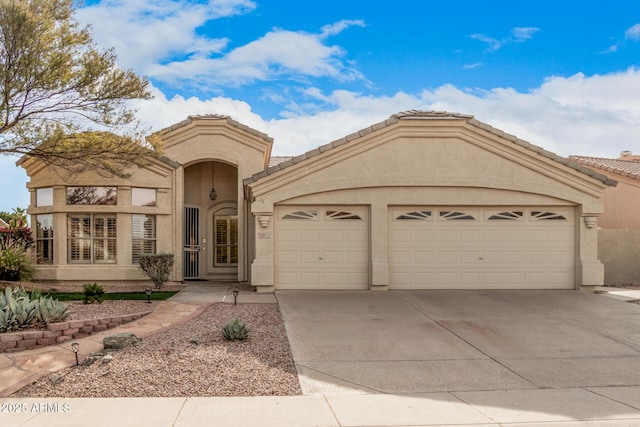 16811 S 11th Way, Phoenix, AZ 85048 - mediterranean / spanish house with a garage