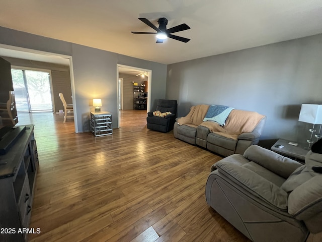 2564 Mockingbird Dr, Sierra Vista, AZ 85635 - living room featuring a ceiling fan and wood finished floors