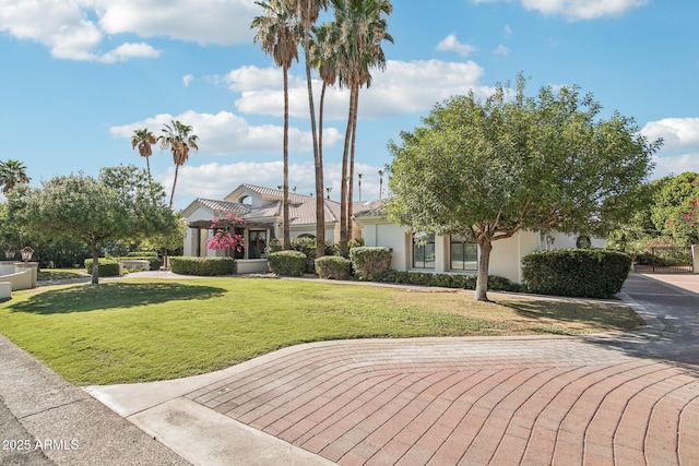 1330 N 40th St Unit 1, Mesa, AZ 85205 - view of property's community with a yard