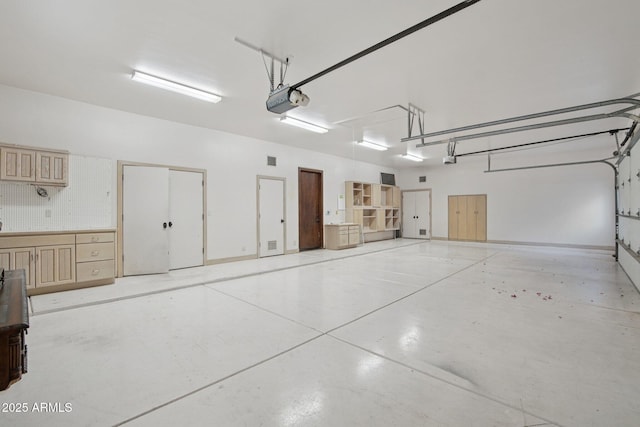 1330 N 40th St Unit 1, Mesa, AZ 85205 - garage with a garage door opener