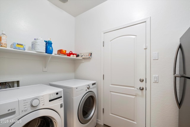 4032 S Santa Rita Pl, Chandler, AZ 85249 - laundry area featuring washer and dryer