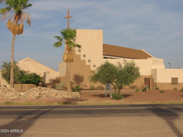 view of building exterior