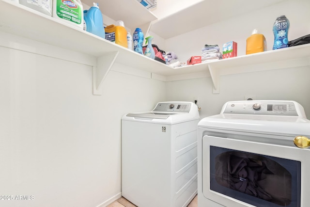 10001 W Potter Dr, Peoria, AZ 85382 - laundry area with independent washer and dryer
