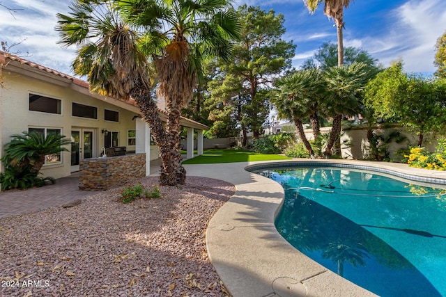 10338 E San Salvador Dr, Scottsdale, AZ 85258 - view of pool featuring a patio area and a fenced backyard