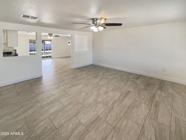 empty room with ceiling fan