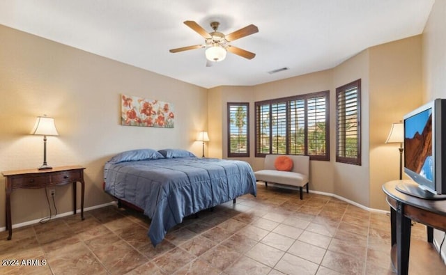 bedroom with ceiling fan