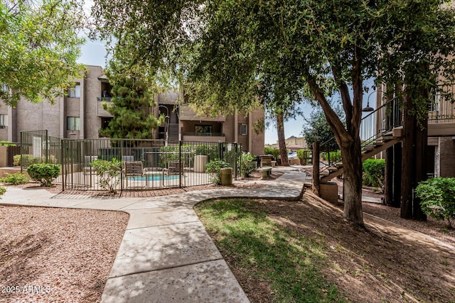 7777 E Main St Unit 143, Scottsdale, AZ 85251 - view of property's community with a pool