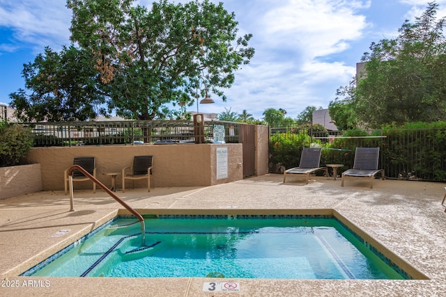 7777 E Main St Unit 143, Scottsdale, AZ 85251 - view of pool featuring a swimming pool and a patio area