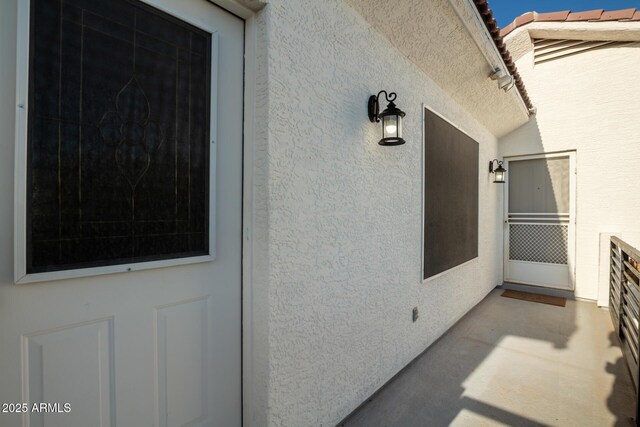 2075 W Silverlode Dr, Wickenburg, AZ 85390 - entrance to property featuring stucco siding