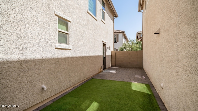 2668 N 73rd Gln, Phoenix, AZ 85035 - view of yard featuring a patio area