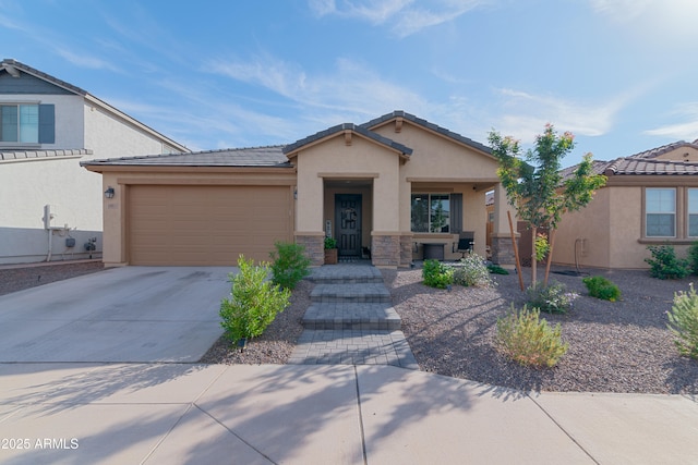 view of front of property featuring a garage