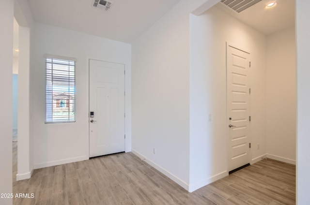 870 W Peralta Pass, Apache Junction, AZ 85120 - entryway featuring light wood-type flooring and baseboards