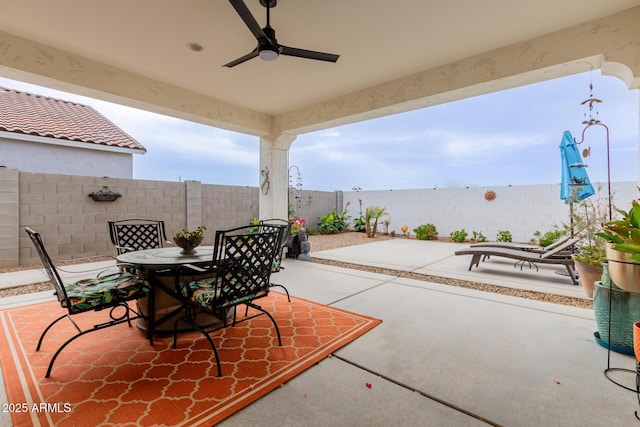 view of patio with ceiling fan