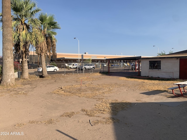 1202 S 14th St, Phoenix, AZ 85034 - view of yard featuring fence