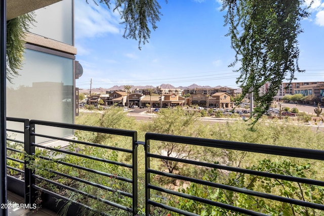 7180 E Kierland Blvd Unit 314, Scottsdale, AZ 85254 - balcony with a residential view